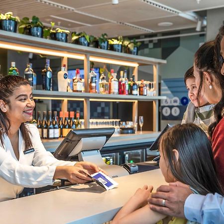 Holiday Inn Express Auckland City Centre By Ihg Buitenkant foto
